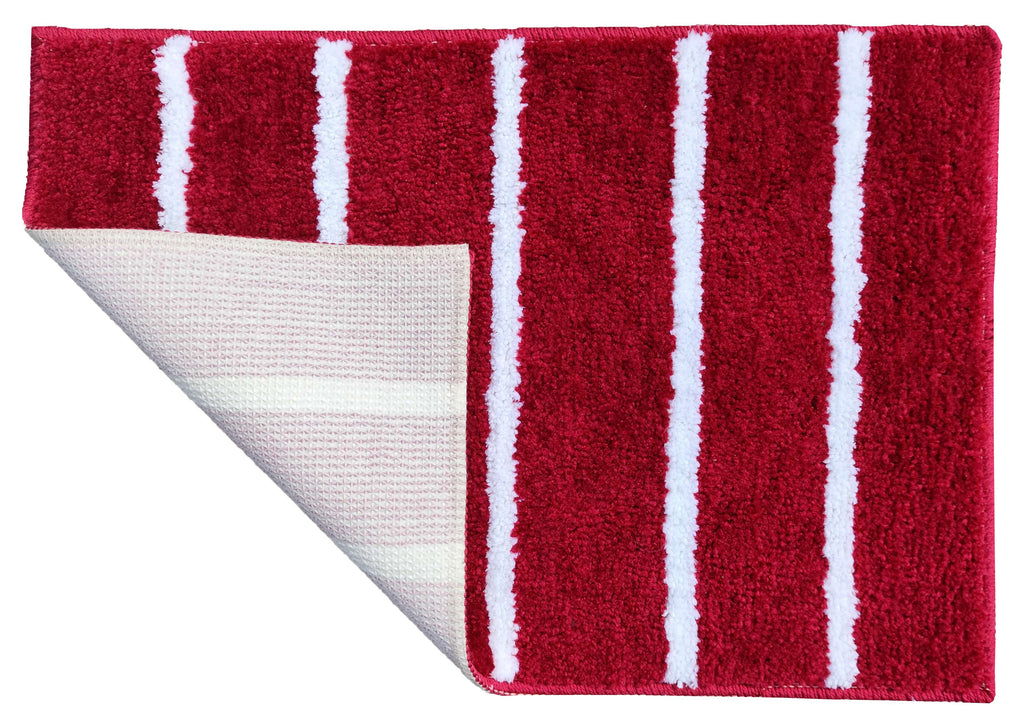 Modern Rug - Microfiber Stripe Bathmat in red with white stripes for stylish bathroom décor.